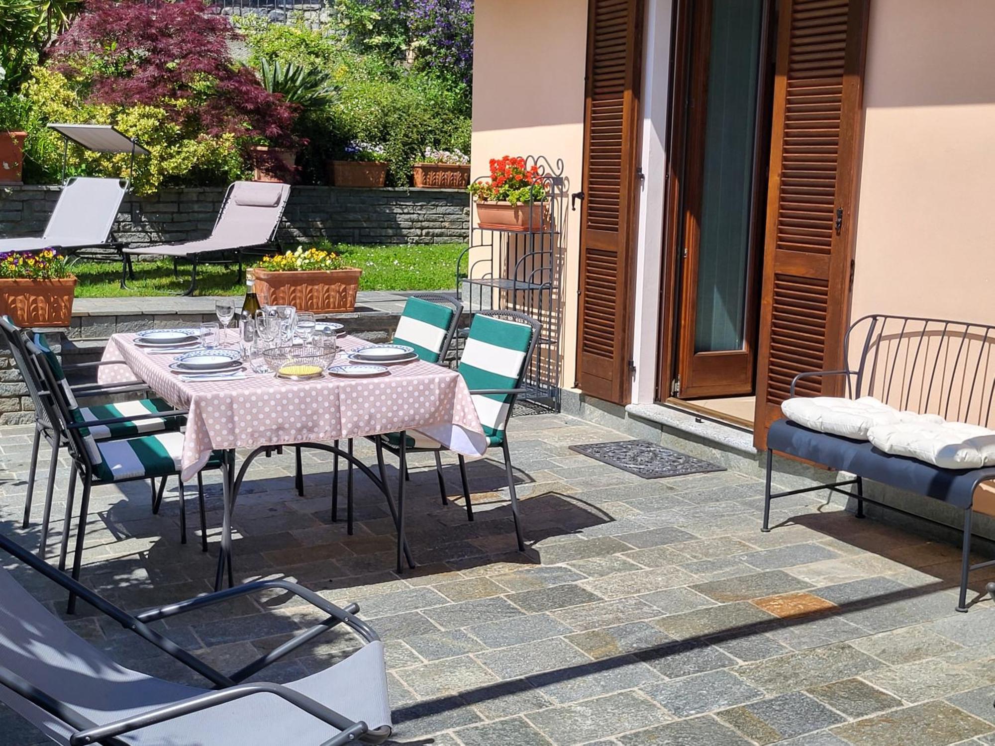 Casa Intignano - Appartamento Con Terrazzo Vista Lago Tremezzo Exterior photo